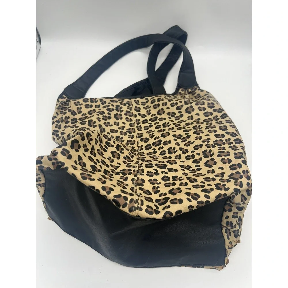 Xhilaration Leopard Print Tote Bag Shoulder Handbag Tan‎ Brown Black Large